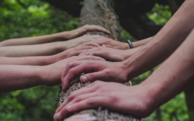 The Benefits of Expressive Arts and Experiential Therapy
