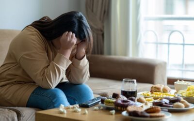 How to Stop Binge Eating: 4 Evidence-Based Steps That Help (Expert Guidance from Galen Hope)